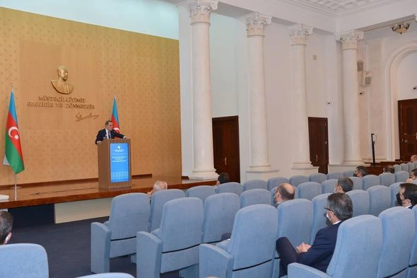 Ceyhun Bayramov Azərbaycanın diplomatik nümayəndəliklərinin rəhbərləri ilə görüşdü – FOTO