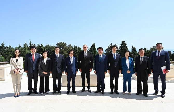 İlham Əliyev Koreya Milli Assambleyasının sədrini qəbul edib - FOTO