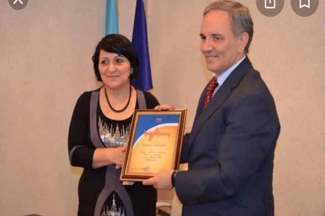 Azərbaycanda tanınmış yazıçı-jurnalist vəfat edib - FOTO