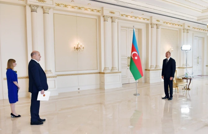 İlham Əliyev Belçikanın yeni səfirinin etimadnaməsini qəbul edib - YENİLƏNİB