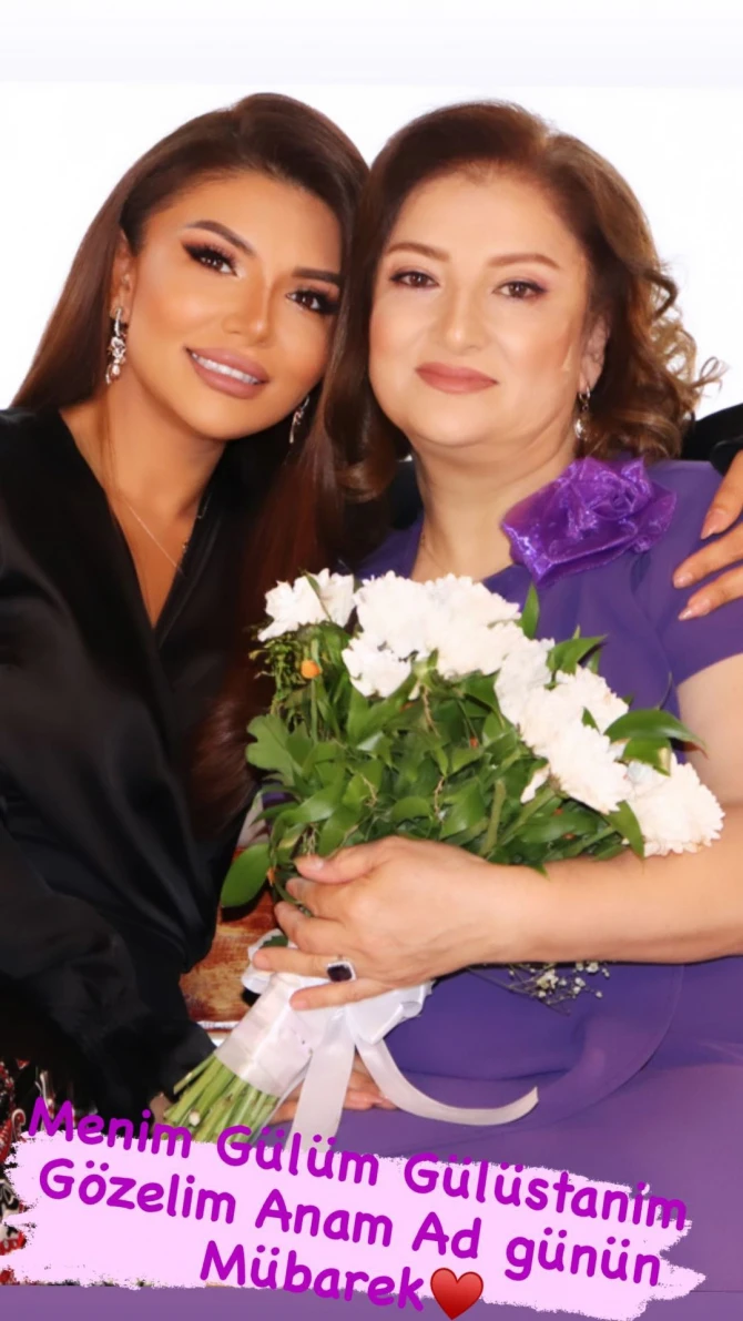Afaq Gəncəli anası ilə görüntüsünü paylaşdı - FOTO