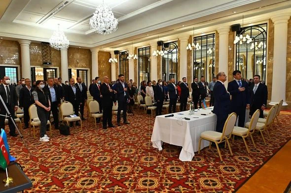 Berlində Almaniya azərbaycanlıları ilə görüş keçirib - FOTO