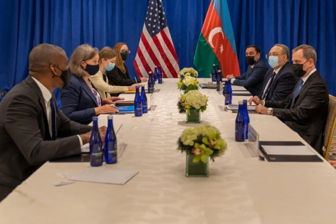 Azərbaycan XİN rəhbəri Viktoriya Nuland ilə görüşüb - FOTO
