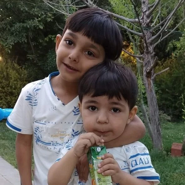 Şəhid jurnalistin övladları məktəbə getdilər - FOTO