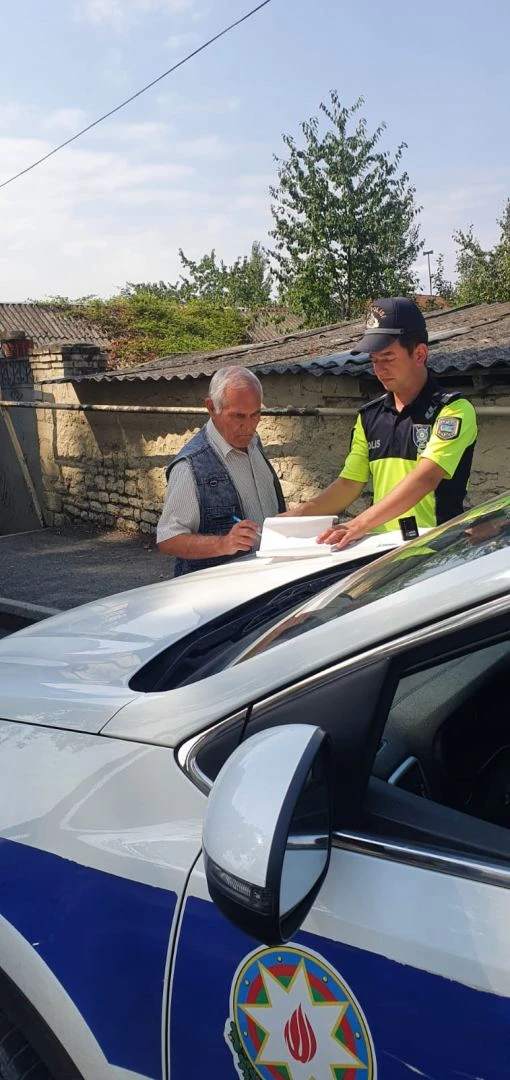 Avtobuslarda maska taxmayan sürücü və sərnişinlər cərimələndi - FOTO