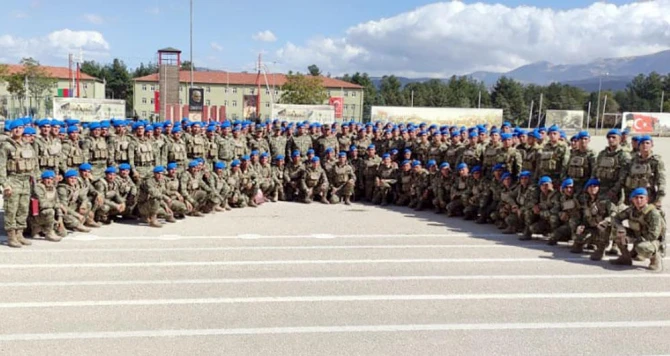 Türkiyədə kursda iştirak edən Azərbaycan hərbçilərinin buraxılış mərasimi keçirilib - FOTO