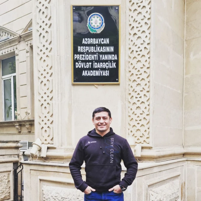 Rəsul Çunayev üçüncü dəfə tələbə oldu - FOTO