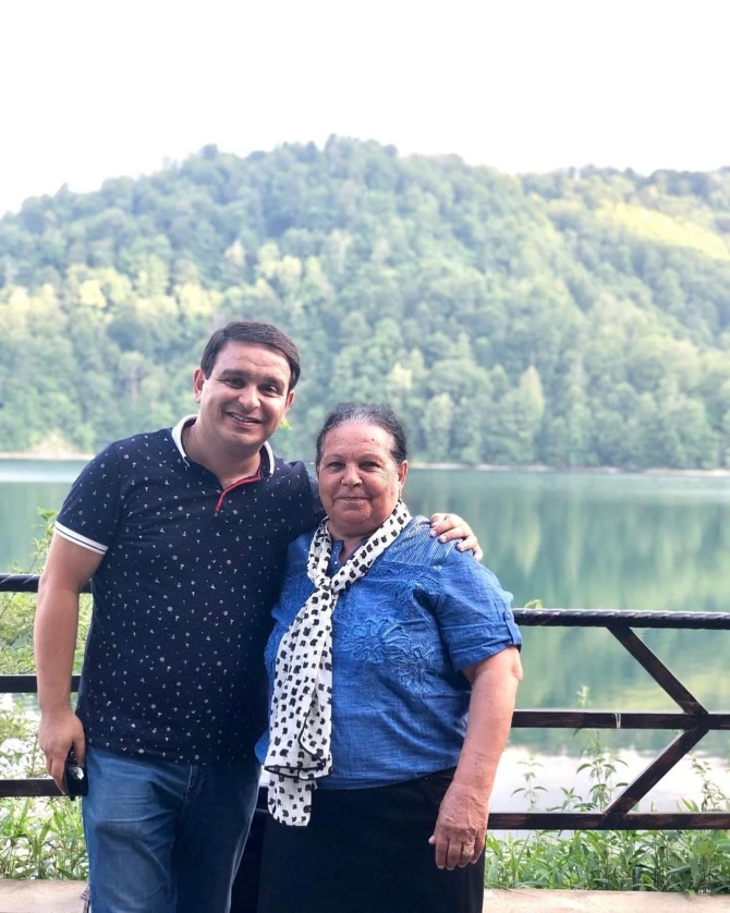 Əməkdar artistə ağır itki üz verdi - FOTO
