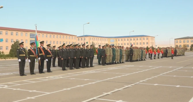 Naxçıvan Qarnizonu Qoşunlarında kursları bitirən gənclərə sertifikatlar təqdim edilib - FOTO
