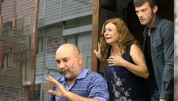 Xərçəngdən əziyyət çəkən məşhur aktrisa vəfat etdi - FOTO