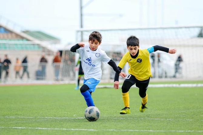 “Avrora Qrup”dan uşaq futboluna dəstək - FOTO