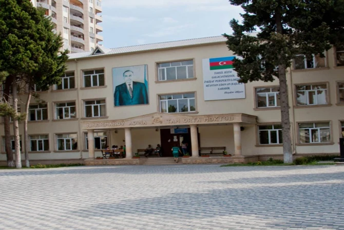 Bakıda daha bir məktəb koronavirusa görə bağlandı - FOTO