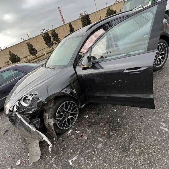 Azərbaycanlı aktrisa ağır avtomobil qəzası keçirdi - FOTO