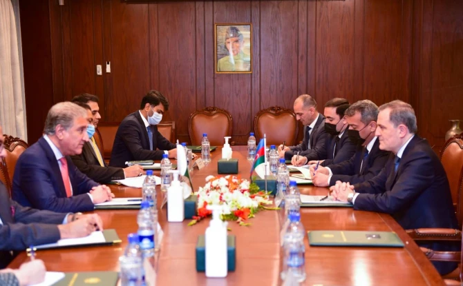 Azərbaycan və Pakistan XİN başçıları görüşüb - FOTO