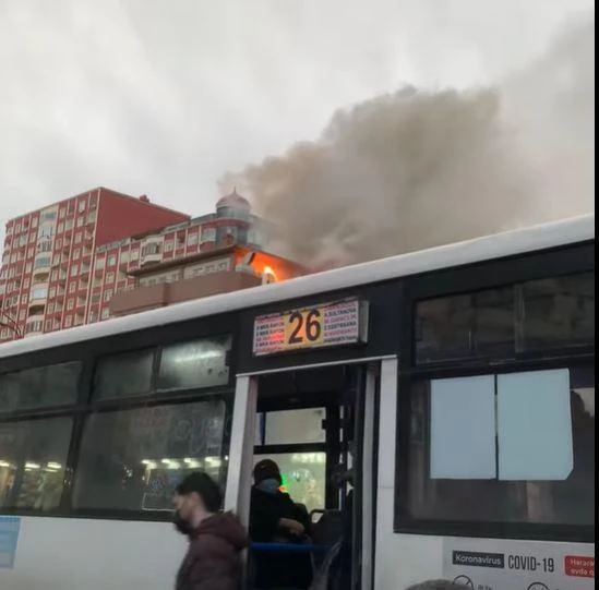 В Баку произошел пожар в известном ресторане - ОБНОВЛЕНО + ВИДЕО