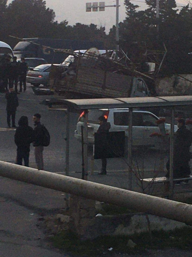 Bakı-Xırdalan yolunda dəhşətli qəza, 