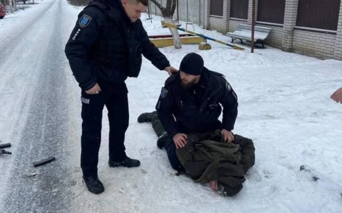 Ukraynada 5 silahdaşını güllələyən şəxs SAXLANILDI - FOTO