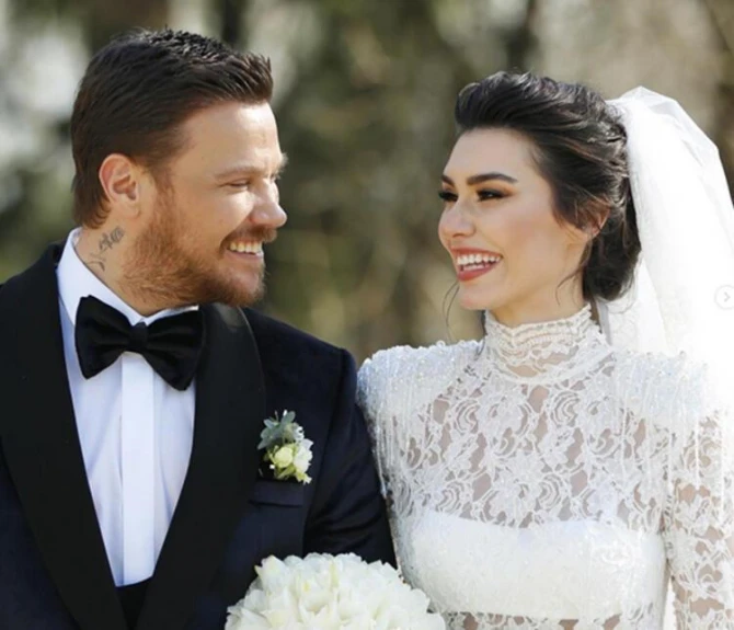 Məşhur cütlük ikinci dəfə boşanır