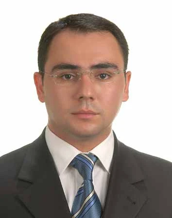 Azərbaycanda direktor koronavirusdan vəfat etdi - FOTO
