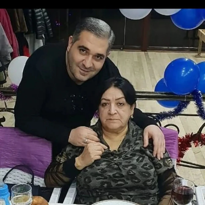 Azərbaycanlı müğənniyə ağır itki üz verdi - FOTO