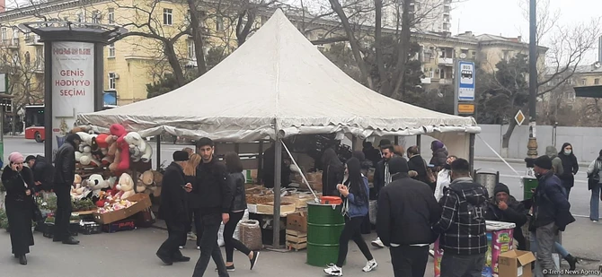 Bakıda Novruz çadırlarında qiymətlər necədir? - FOTO