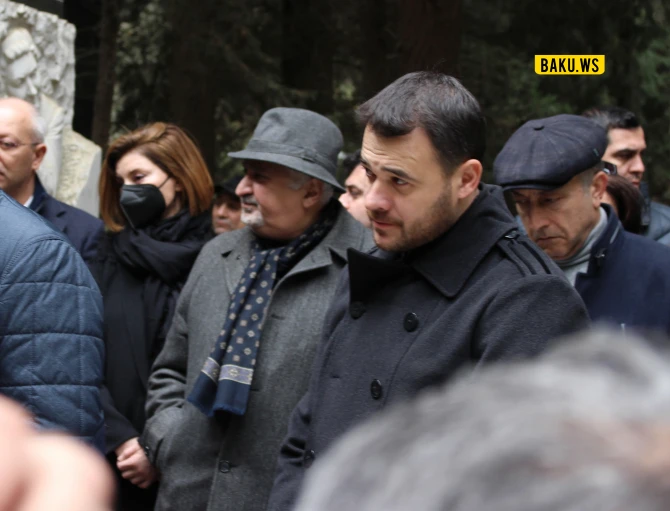 Emin Ağalarov Rüstəm İbrahimbəyovun dəfnində - VİDEO