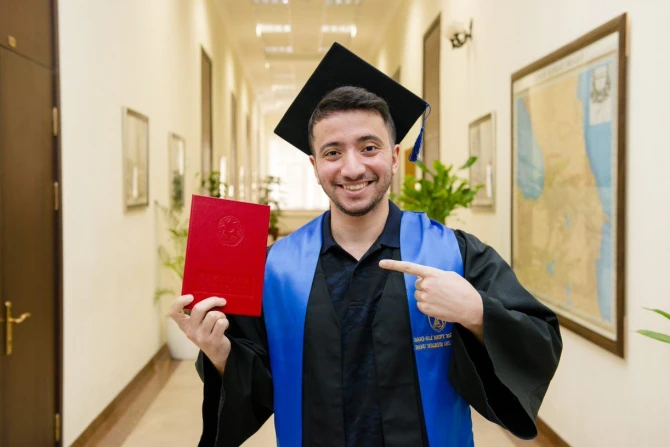Bakı Ali Neft Məktəbinin məzunu “Google”da işə qəbul olunub - FOTO