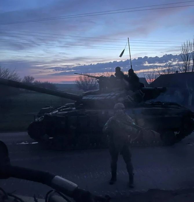 “Azov”un xüsusi təyinatlıları Mariupol istiqamətində hərəkət edir - FOTO