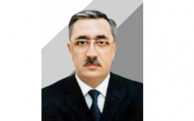 Azərbaycanda məmur vəfat edib - FOTO