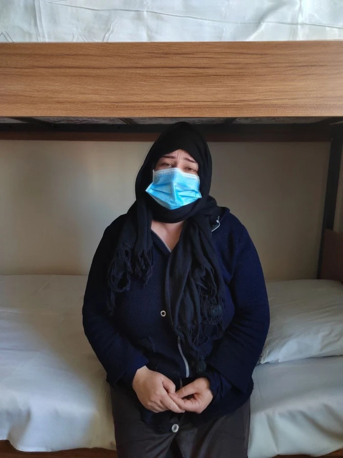 Barmaqlıqlar arxasında qalan gözəllik - Qadın həbsxanasından FOTOREPORTAJ
