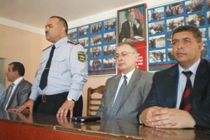 Nazir tanınmış polis rəisini təqaüdə göndərdi