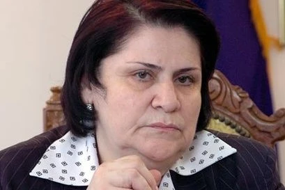 İdarə rəisi işləmiş baş həkim İŞDƏN ÇIXARILDI - FOTO