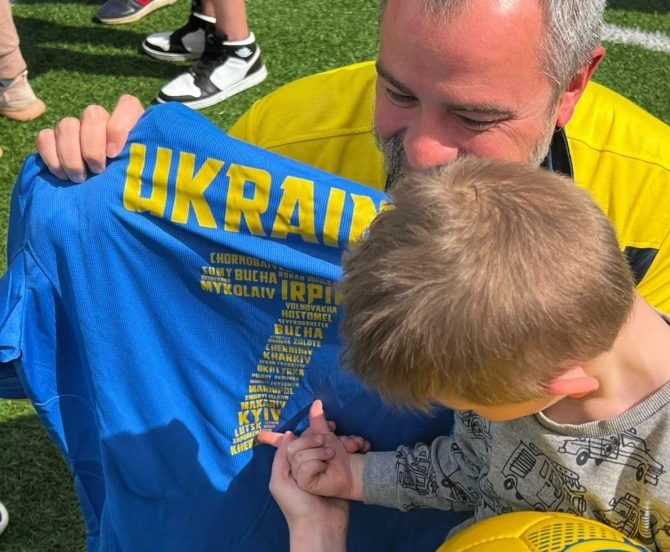 Ukrayna millisinin formasında Azərbaycan  bayrağı təsvir olundu - FOTO
