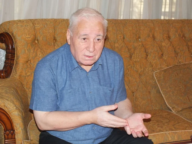 Azərbaycanın tanınmış jurnalisti vəfat etdi - FOTO