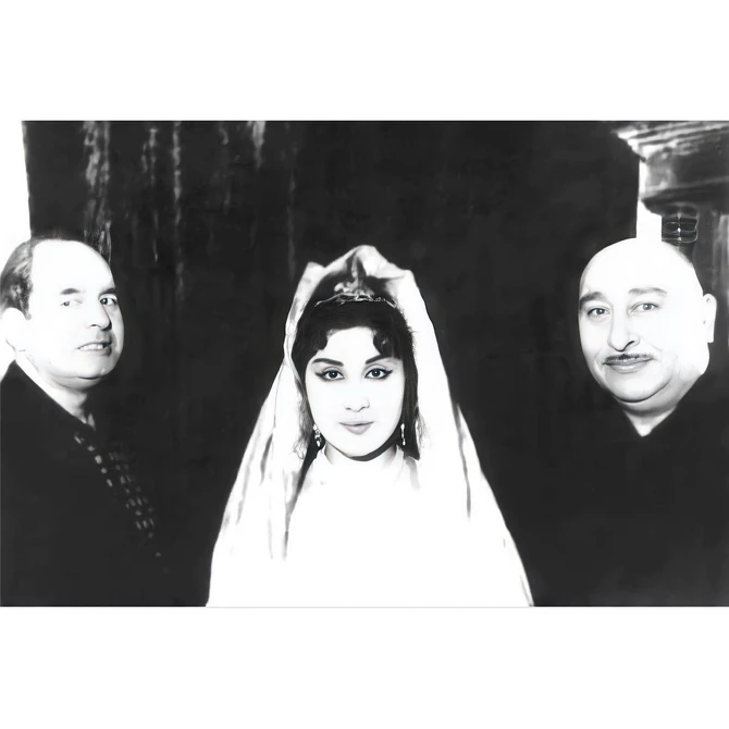 "Leyli" arxiv görüntülərini paylaşdı - FOTO