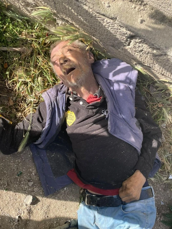 Bakıda küçədə meyit tapılıb, yaxınları axtarılır - FOTO