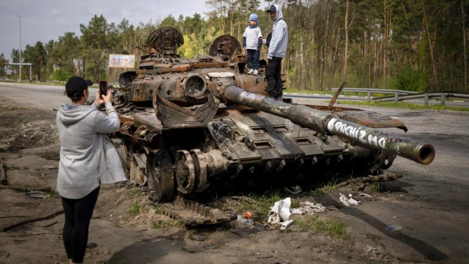 Rusiya ordusunun vurulan tanklarının sayı AÇIQLANDI - FOTO