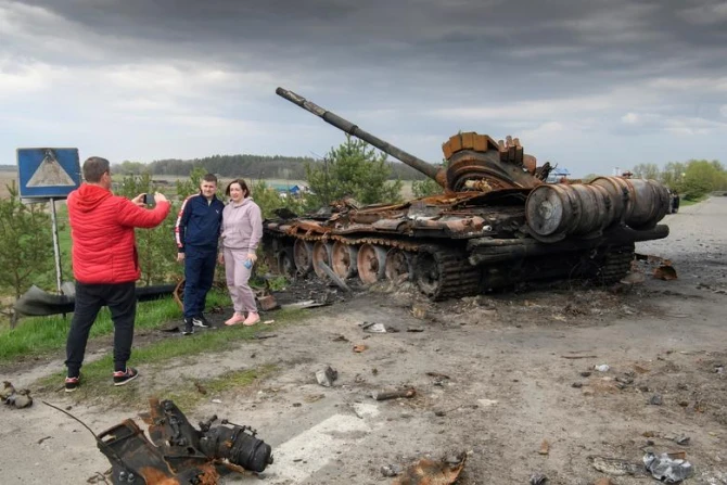 Rusiya ordusunun vurulan tanklarının sayı AÇIQLANDI - FOTO