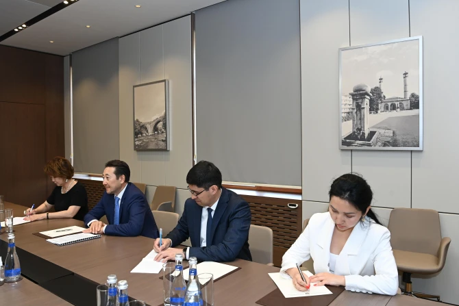 Ceyhun Bayramov AQEM-in icraçı direktoru ilə görüşüb - FOTO