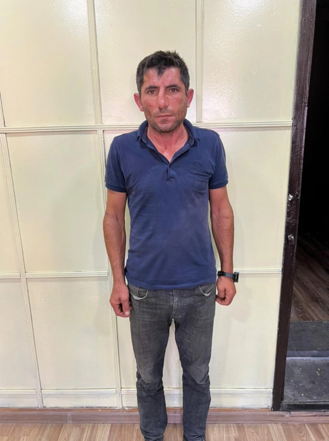 Gəncədə avtomobil qaçıran şəxs saxlanılıb - FOTO
