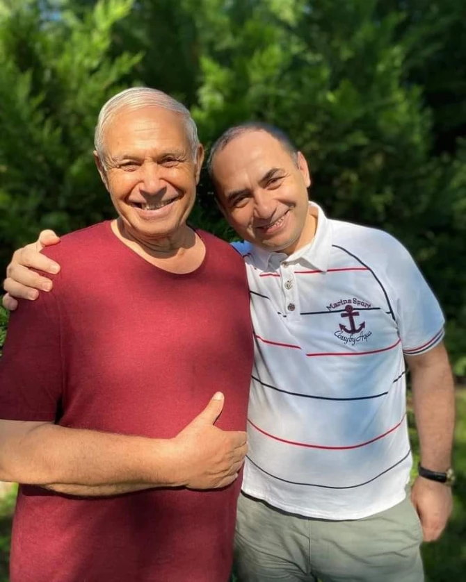 Millət vəkilinə ağır itki - FOTO
