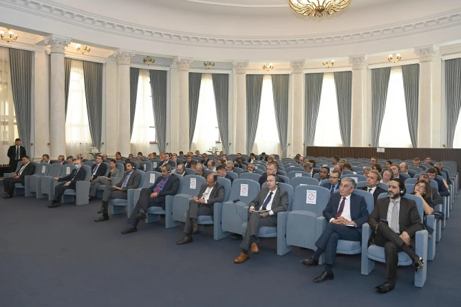 XİN-də Ceyhun Bayramov və Hikmət Hacıyevin iştirakı ilə diplomatik korpus üçün brifinq keçirilib - FOTO