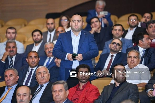 Azərbaycan jurnalistlərinin VIII qurultayında bir sıra qərarlar qəbul edilib - YENİLƏNİB + FOTO