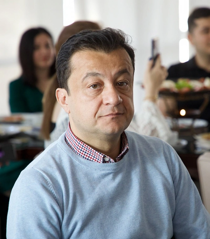 Azərbaycanlı aparıcıya ağır itki üz verdi - FOTO