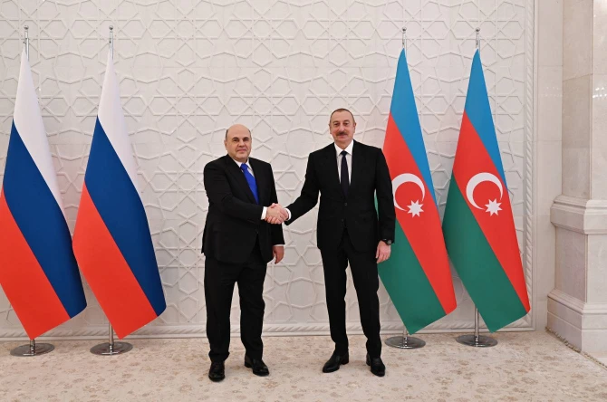 İlham Əliyevin Rusiya Hökumətinin sədri ilə geniş tərkibdə görüşü olub - YENİLƏNİB - FOTO