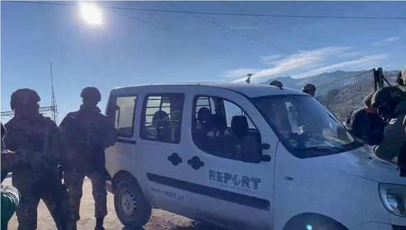 Sülhməramlıların “Report”un əməkdaşlarına qarşı özbaşınalığı - FOTO/VİDEO