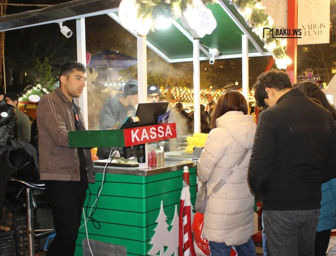 Paytaxtın “Soyuq əllər, isti ürək”li sakinlərinin sevimli məkanından FOTOREPORTAJ