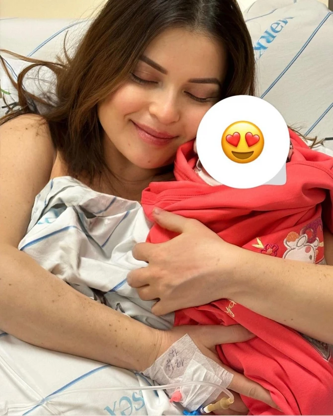 Sevda Yahyayeva ana oldu - FOTO