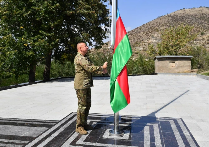 İlham Əliyev - nəslinin layiqli davamçısı, dünya azərbaycanlılarının lideri - ŞƏRH - FOTO