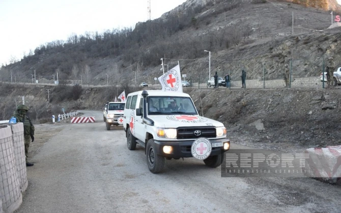 Три автомобиля МККК в очередной раз беспрепятственно проехали по дороге Ханкенди - Лачын - ОБНОВЛЕНО + ФОТО
